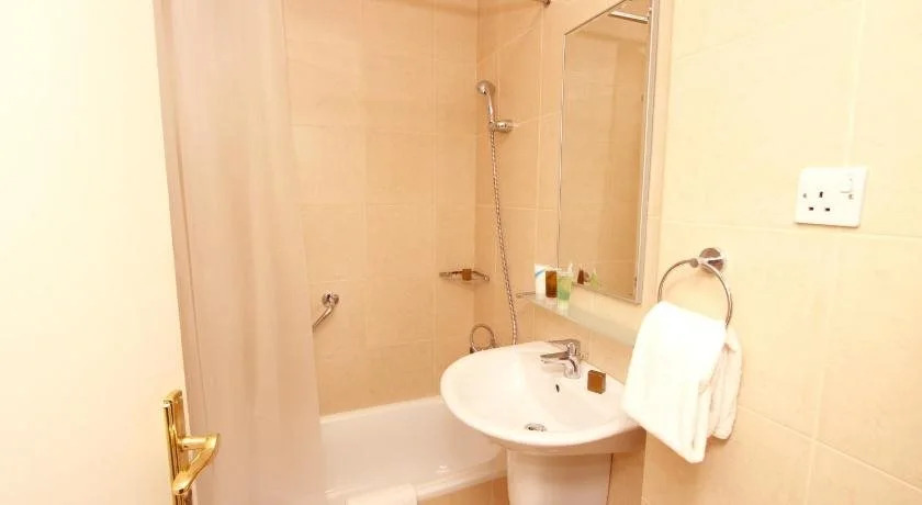 Saltus Hotel