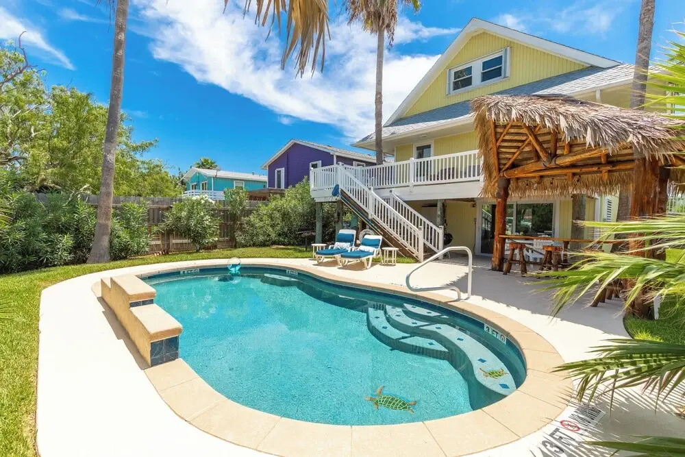 The Shell House Private Pool Pet Friendly