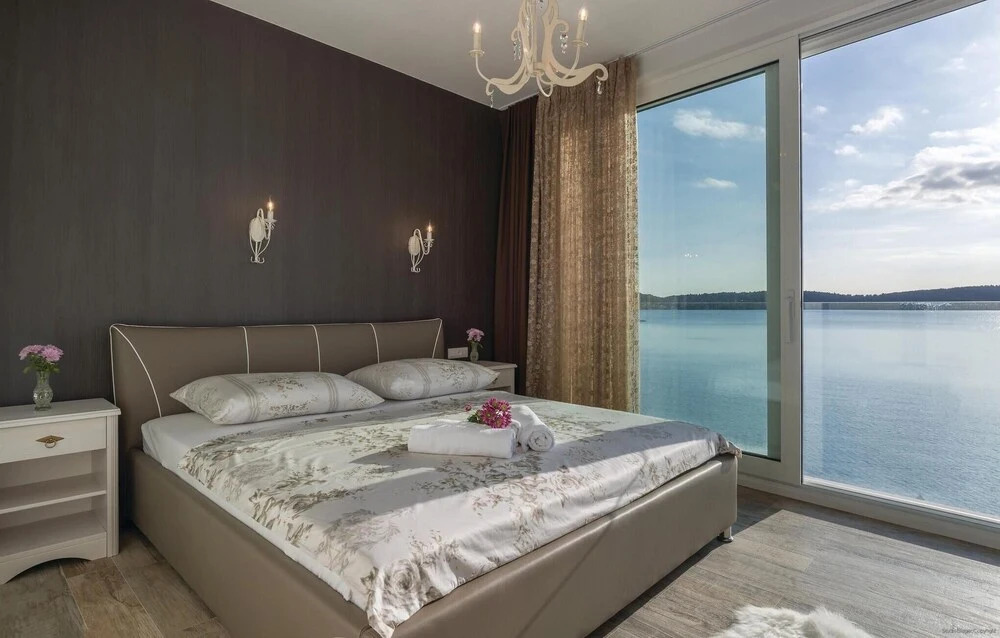 Luxurious Home In Trogir With Sauna