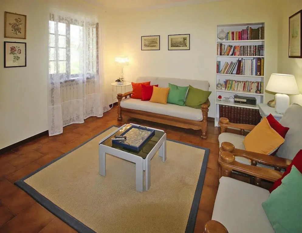 Holiday Home in Camaiore with Mountain Views