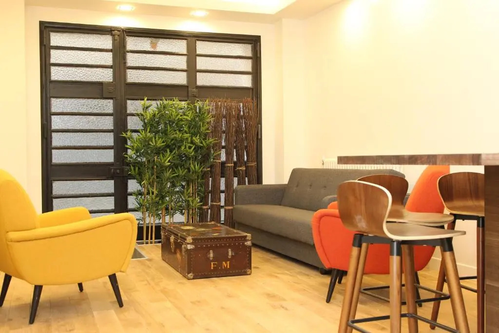 Montmartre - 3 Bedrooms apartment - 6 Guests - AC