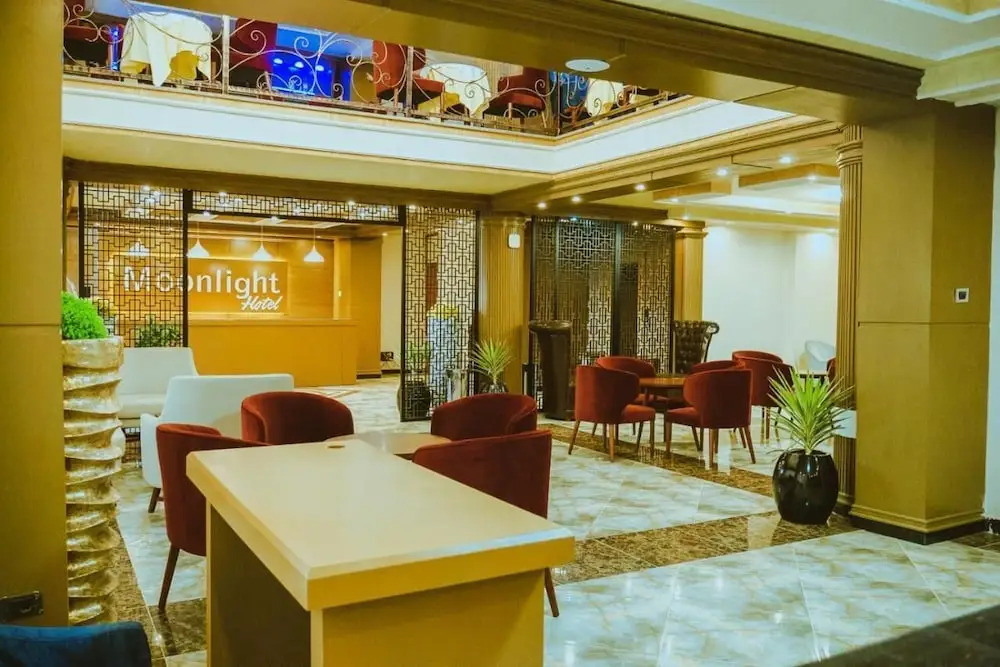 Moonlight Hotel