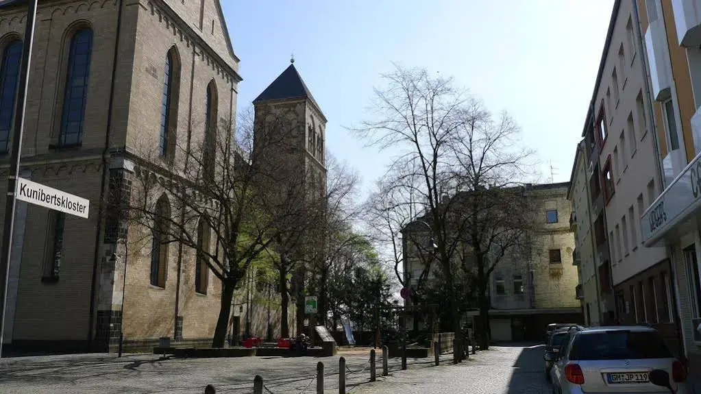 Kunibertkloster Appartements am Dom