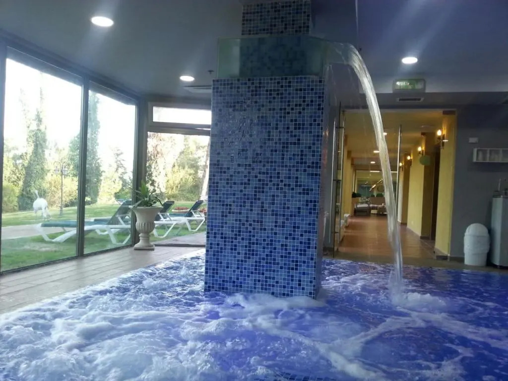 Hacienda Forest View Hotel