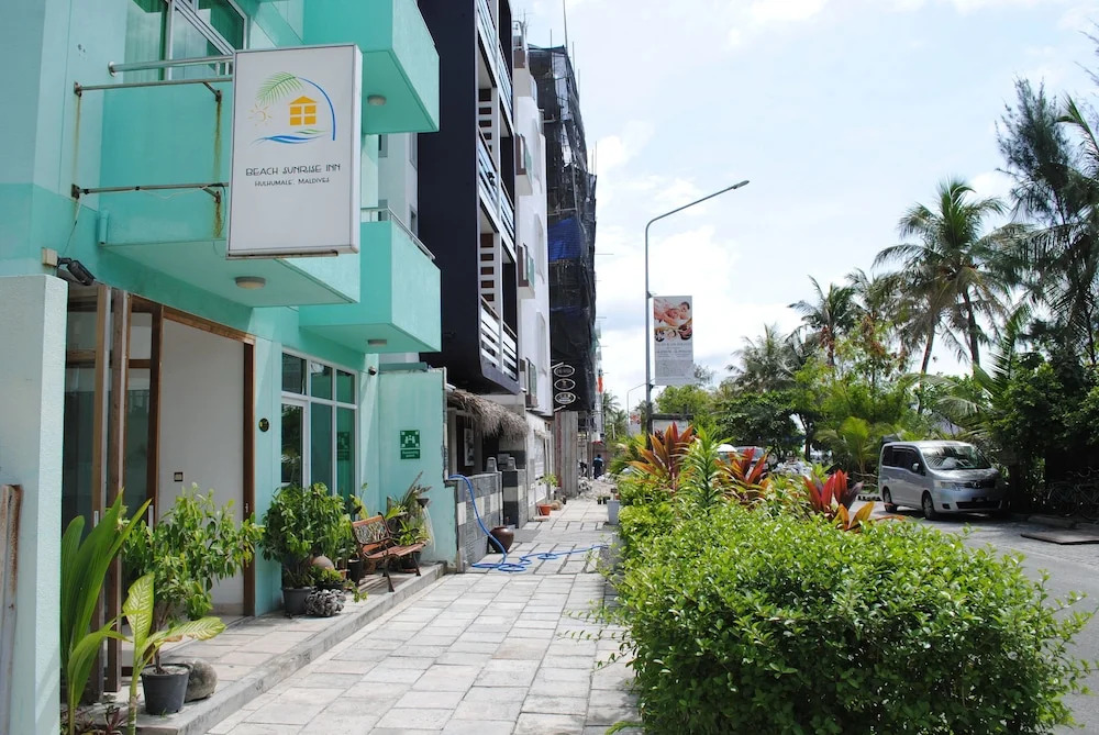 Beach Sunrise Inn
