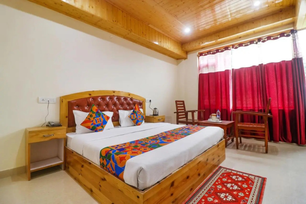 FabHotel Castle Rock Vashisht