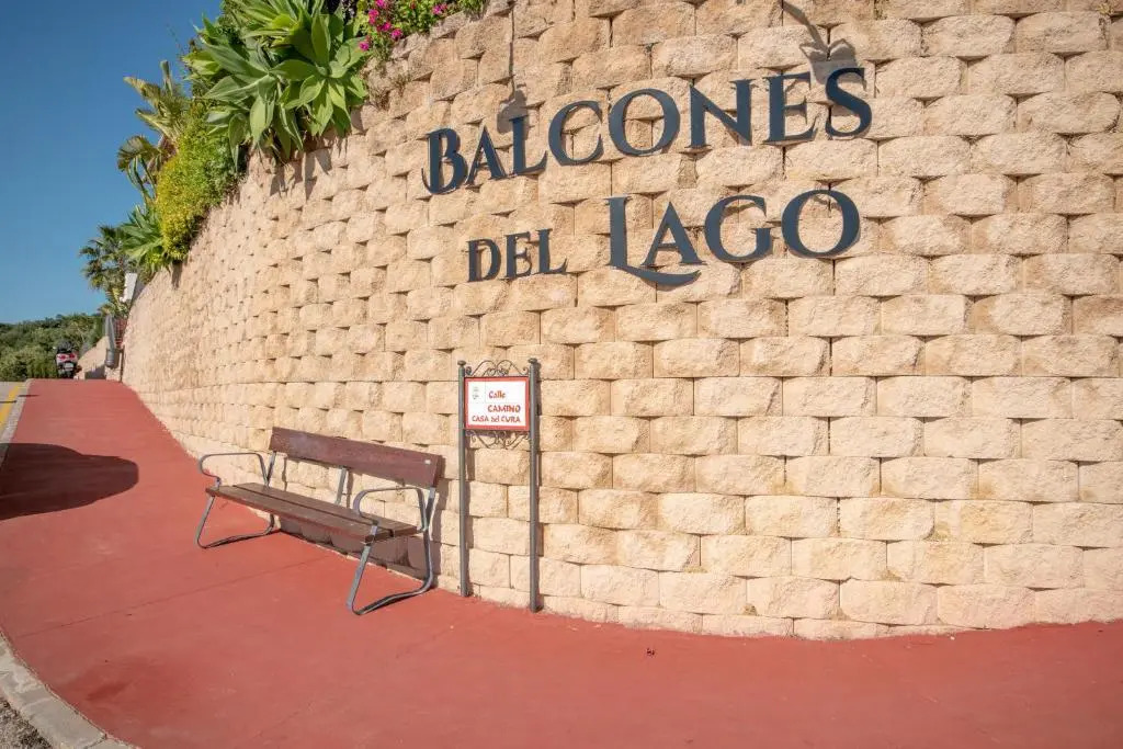 Casa Lago 1