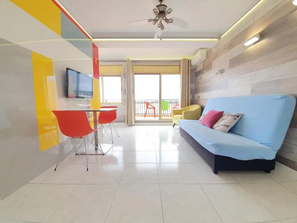 Apartamento en Salou con las vistas al Port Aventura