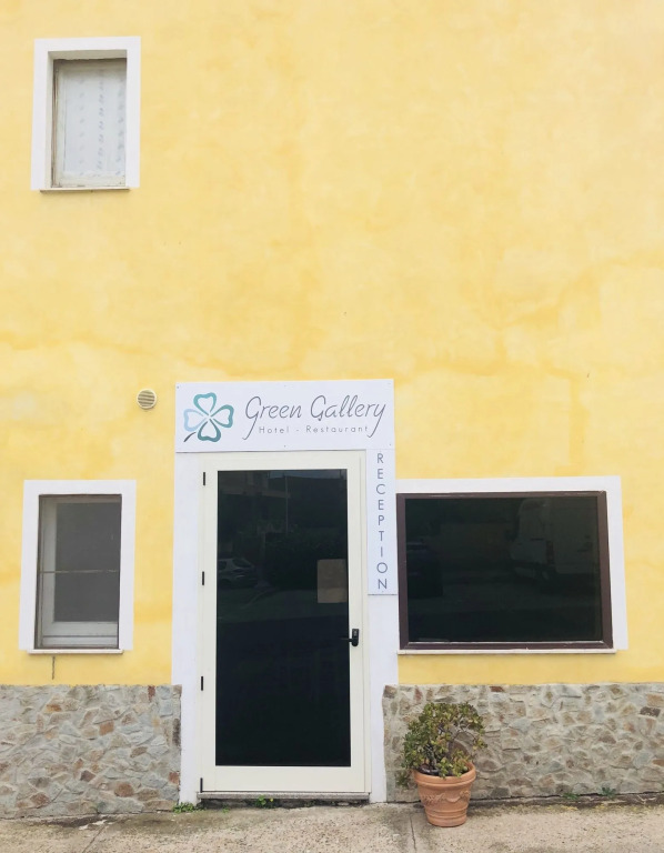 Green Gallery Hotel and Restaurant
