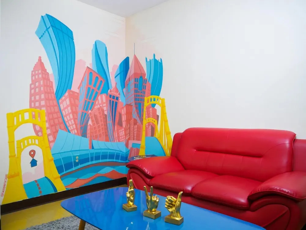 2 Bedroom Downtown Apt Friends Families Ideal