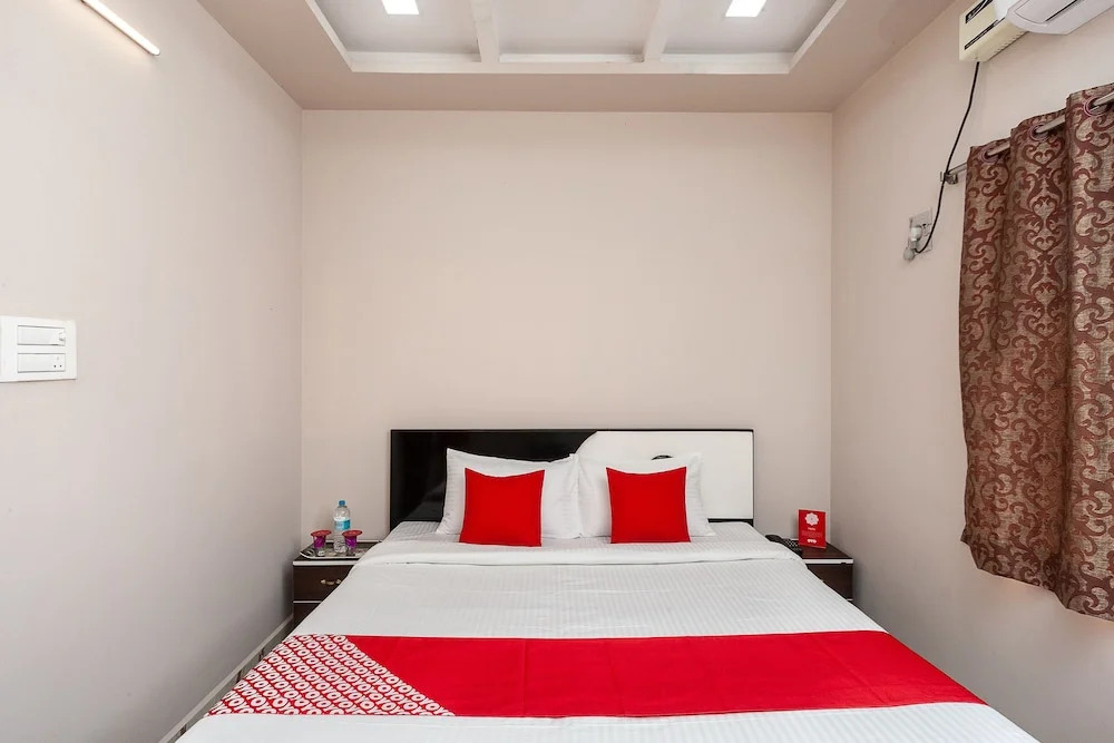 OYO 26677 Pmr Guest Inn