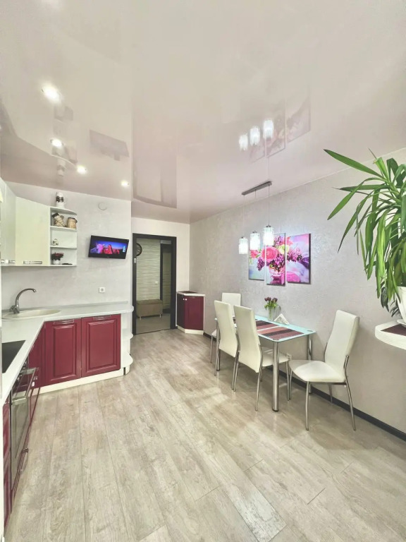 Katy Home (Кэти Хоум) на улице Солнечная 55
