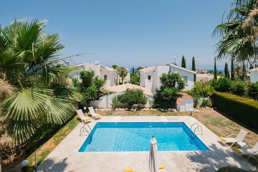 Cleopatra Villa