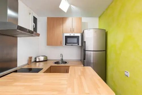 AB Eixample Derecho Apartments
