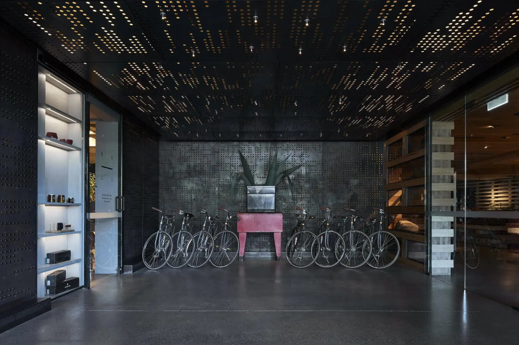 Ovolo Canberra, a Wyndham Hotel