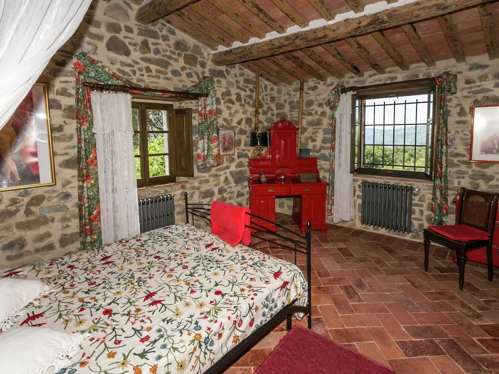 Villa in Maremma With Private Pool & Views