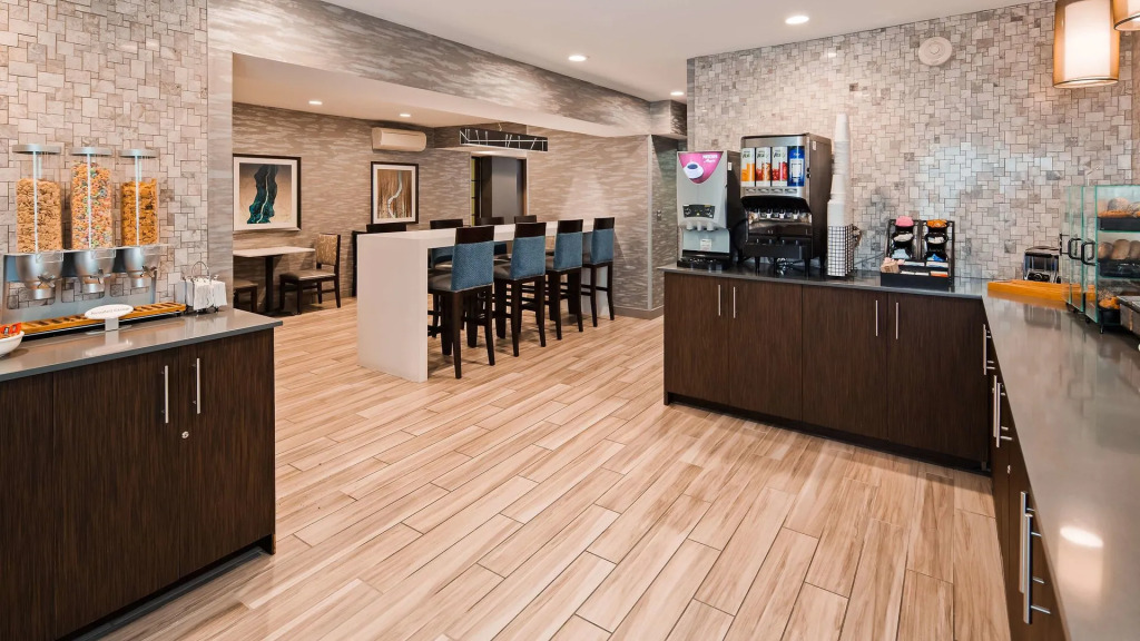 Best Western Plus Fairfield Hotel