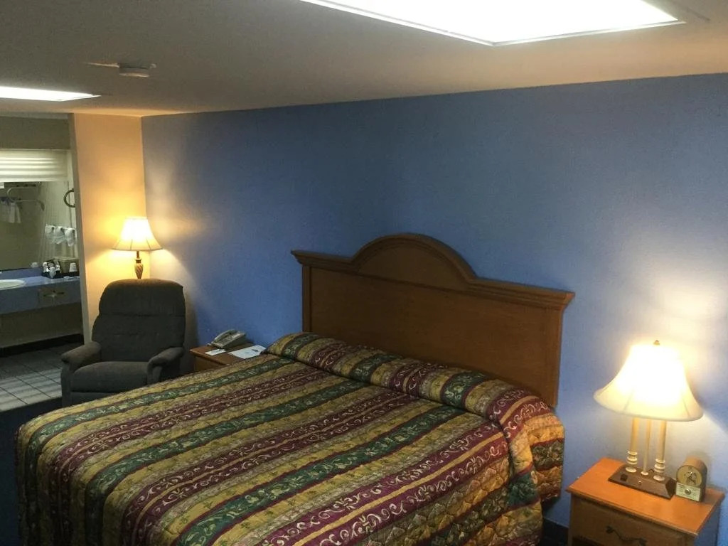 Brush Country Inn And Suites