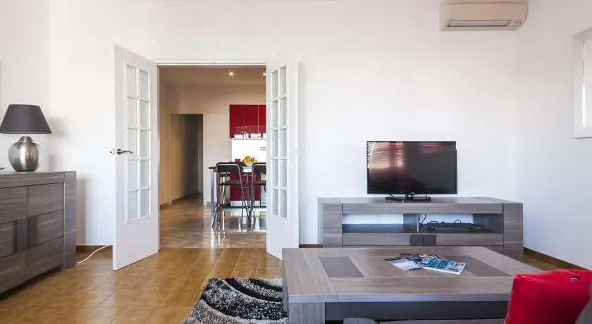 Key Barcelona HOUSING