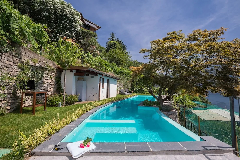 Villa Acero