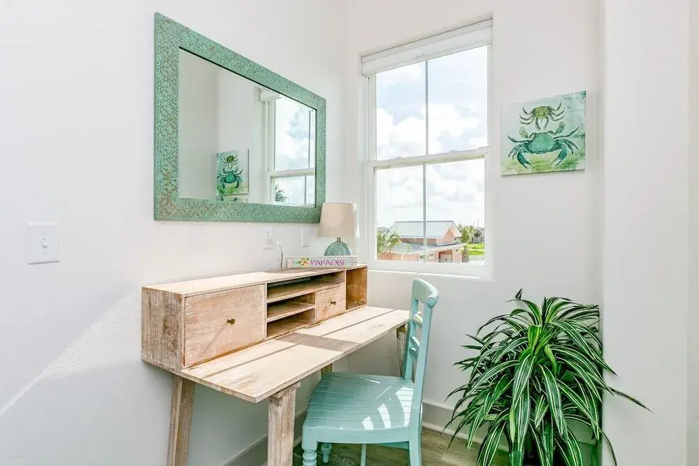 200 Piper Blvd Townhouse Unit C1 - 3 Br townhouse by RedAwning