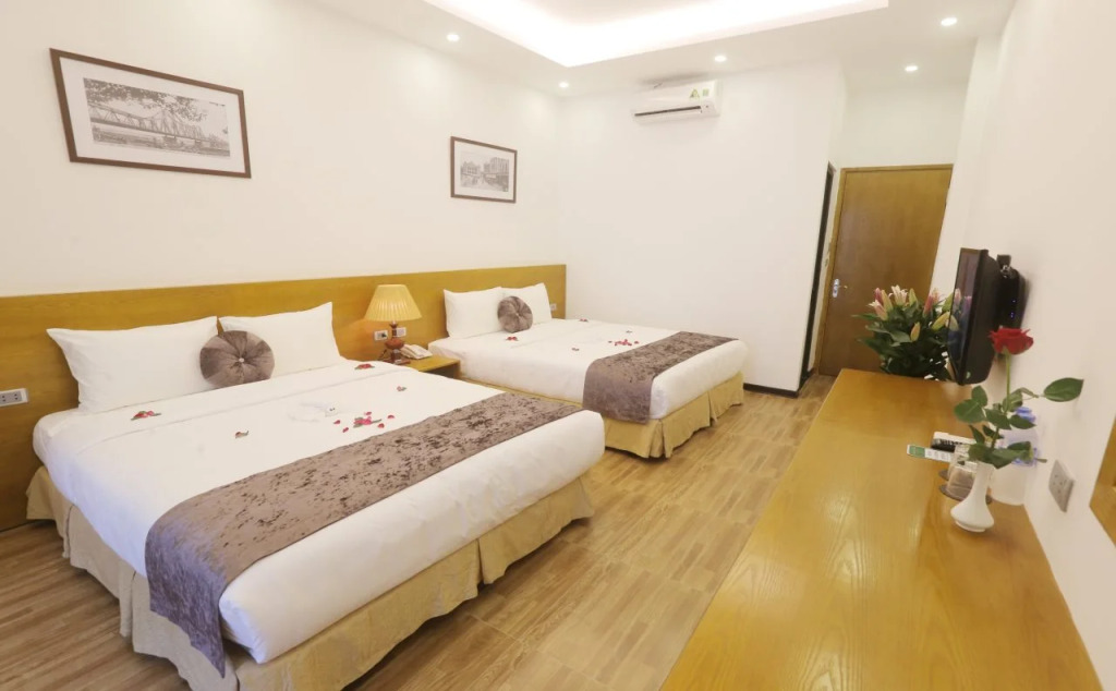 Family Hotels In Hanoi Old Quarter,private Bathrom