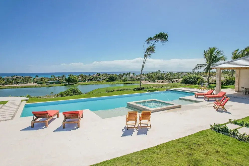 Stunning 6BR Villa With Ocean View in Cap Cana