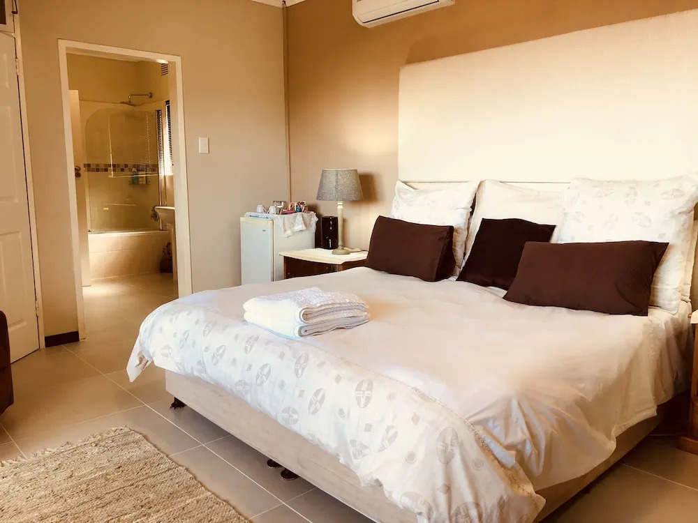 Eden Rose Manor B&B