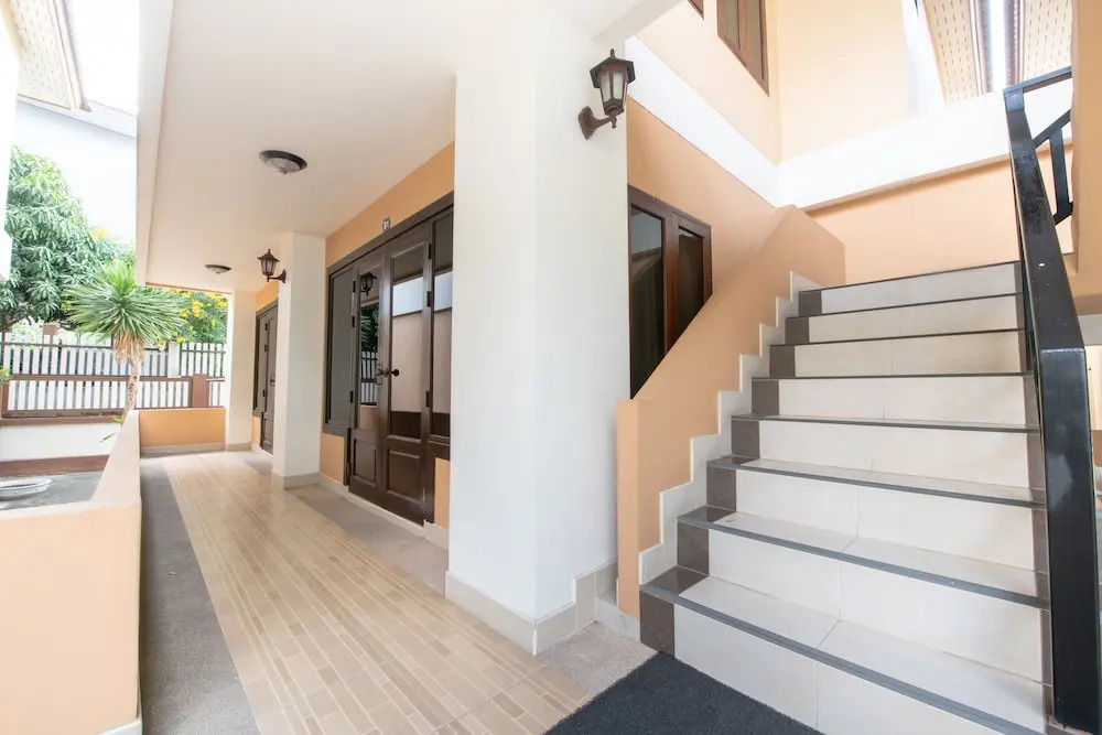Chaba Garden Apartment