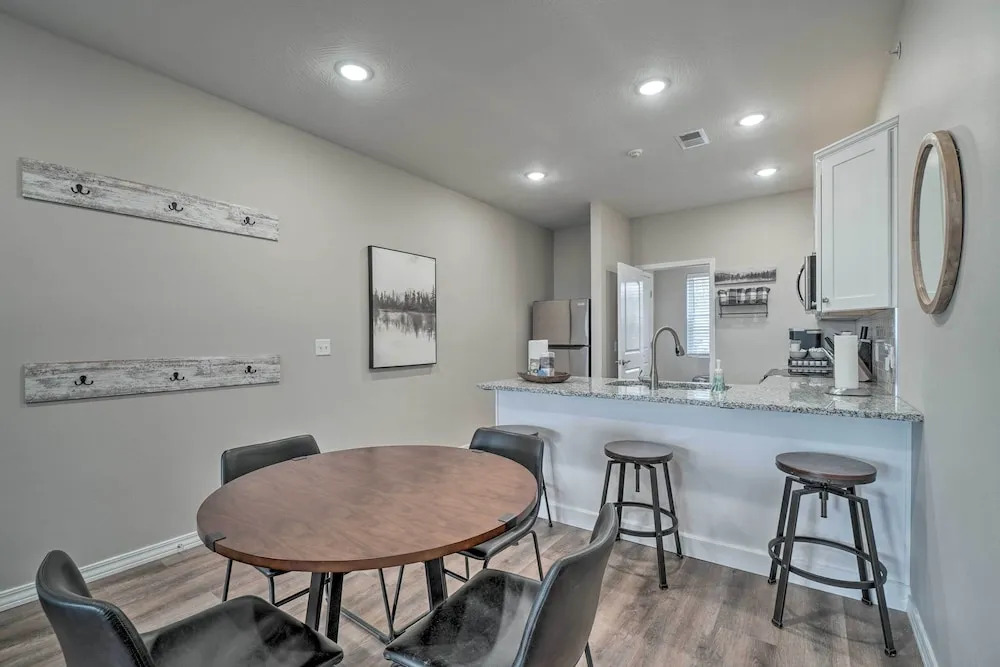 Family-friendly Branson Condo ~ 3 Mi to Strip