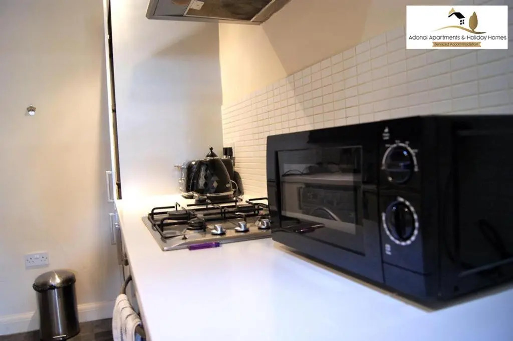 2 Bedroom Apartment at Dagenham , Adonai Serviced Accommodation, Free WiFi and Parking