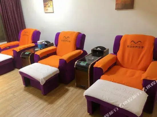 New Coast Hotel