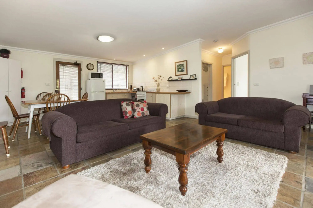 The Apartment - Moyston
