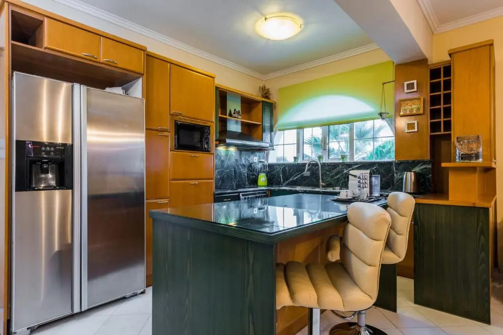 Elenis Family Villa
