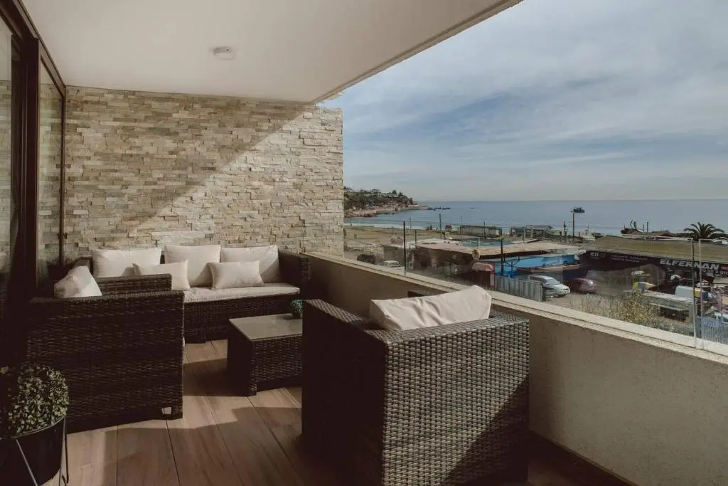 Rustic Beach Concon