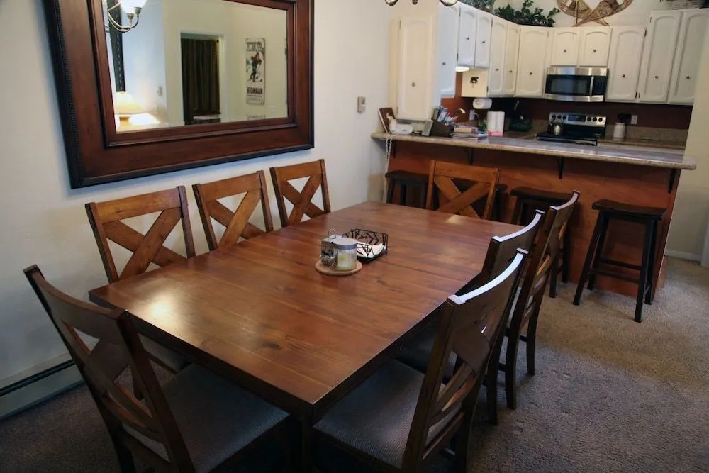 Chateau de Montagne 42 Spacious and Updated Family Townhome with Private Washer Dryer and Great Complex Amenities by RedAwning