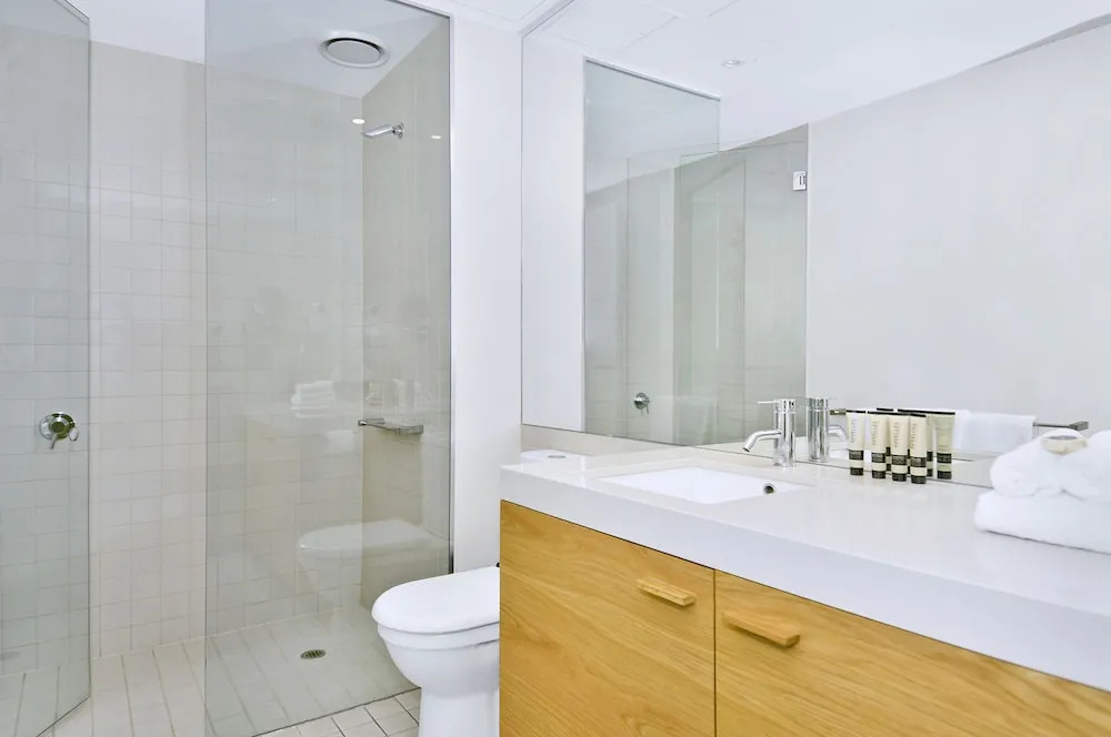 View Apartment at Docklands