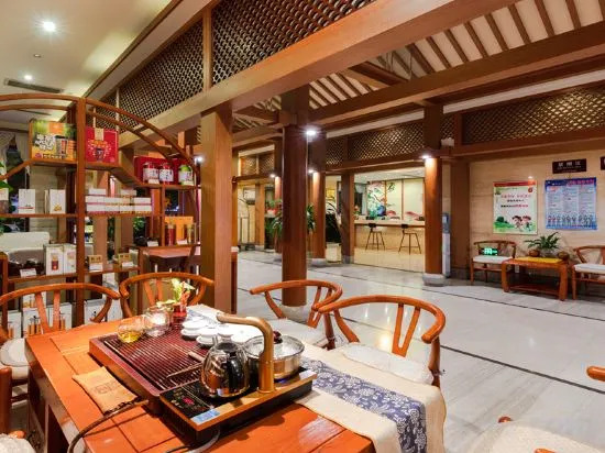 Pu'er Peony Holiday Inn