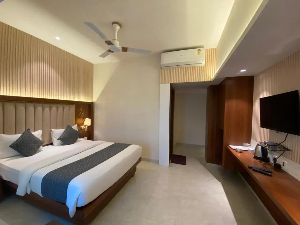 Days Inn Navi Mumbai Ii