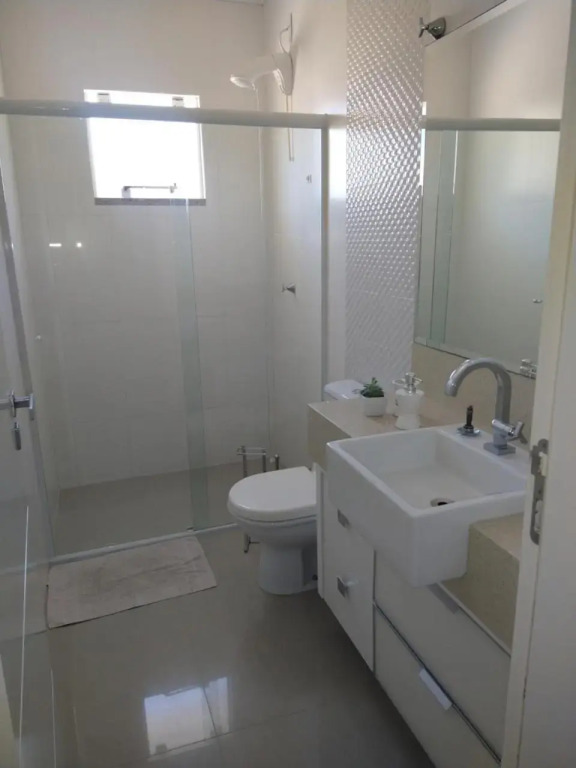 Casa 3 quartos praia de Bombas