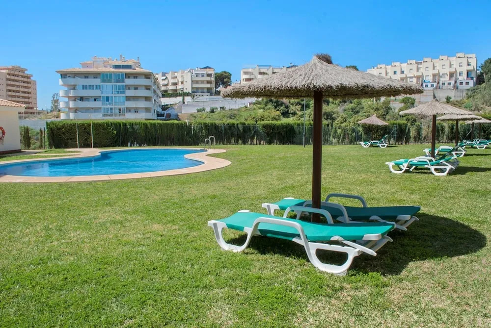 Apartment - 2 Bedrooms with Pool and WiFi - 107295