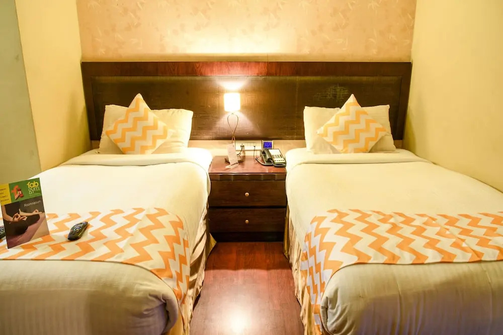 FabHotel SS Calypso Kondapur
