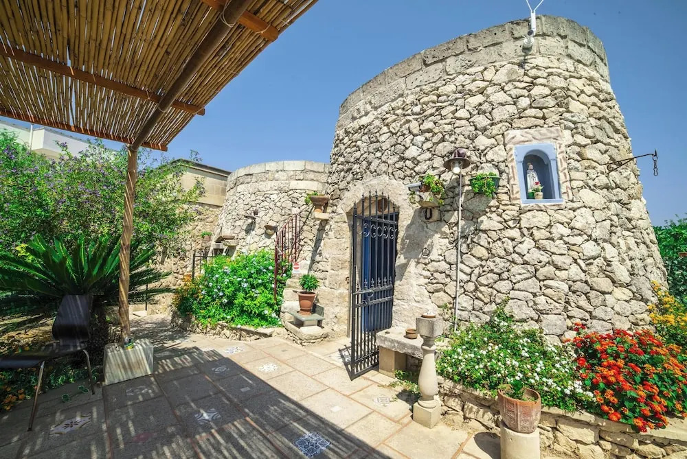 Tenuta Apollonio Pool & Relax
