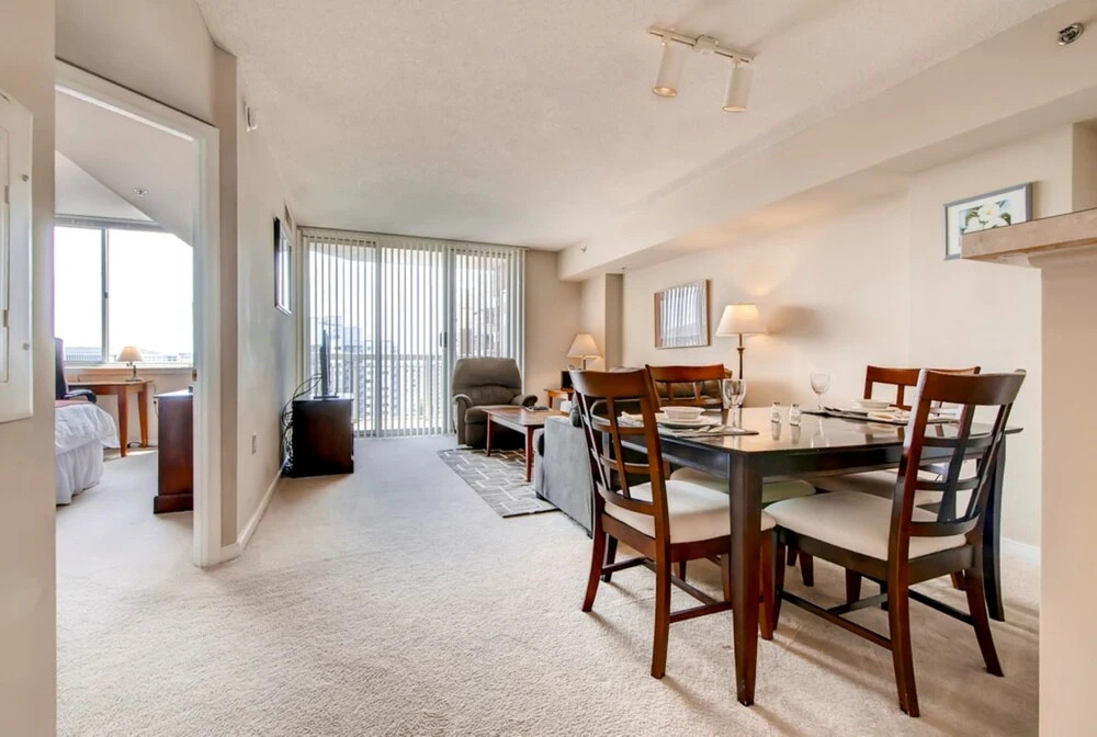 Luxury Apartments at Pentagon City center