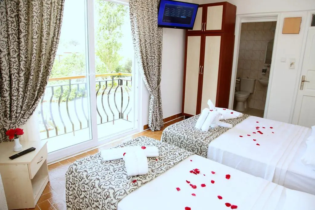 İksirci Baba Hotel