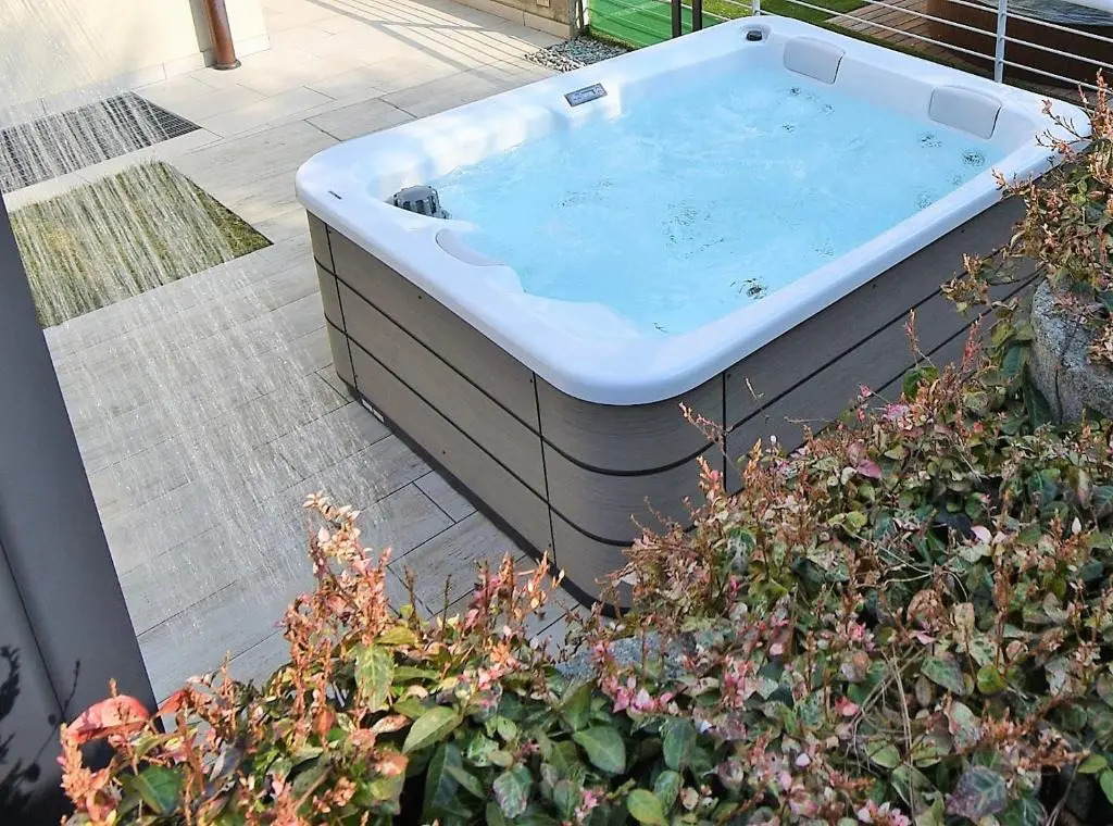 Appartamento Fiordaliso Bellagio Wild Flowers - HOT TUB