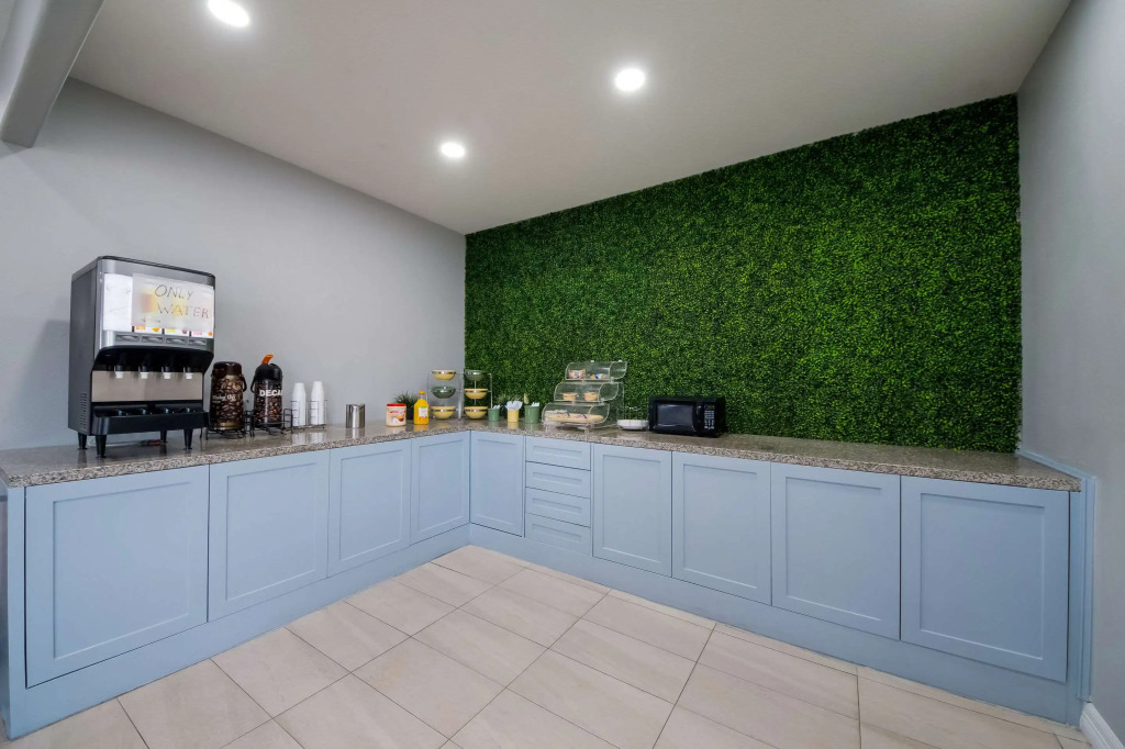 Rodeway Inn & Suites Corpus Christi Northwest