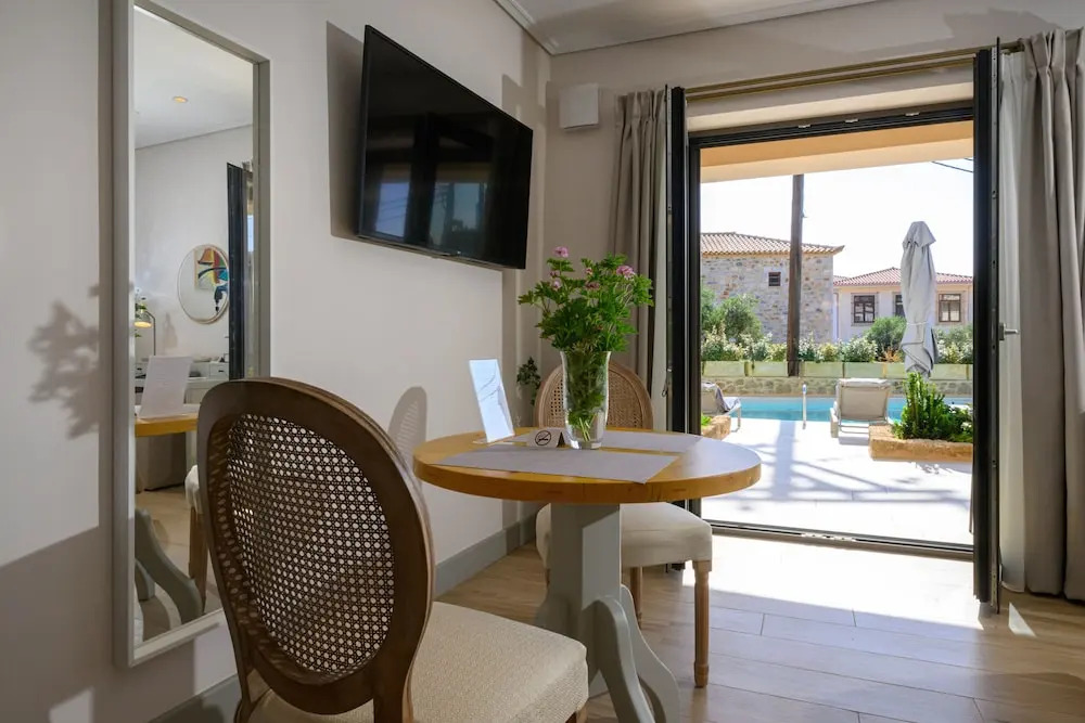 Kannas Mani Luxury Suites