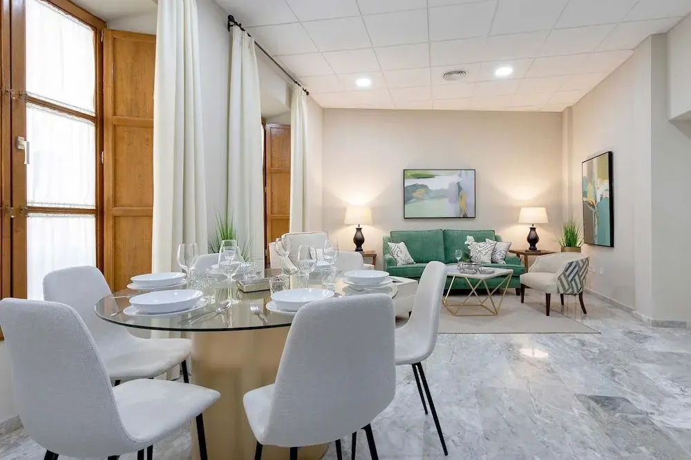 Exclusive apt in Cordoba Plaza de las Tendillas II