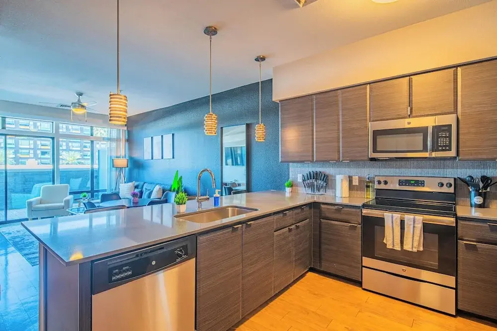 ROVE LIVING/KL - Iluminate